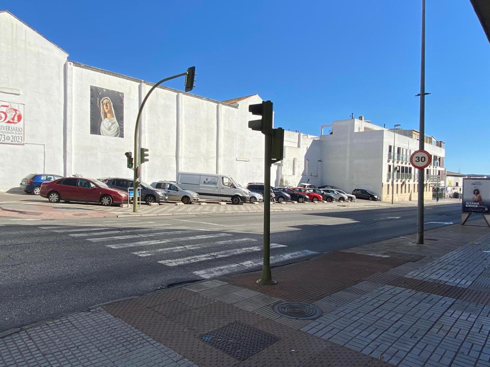 Central Train Station Appartament Jerez de la Frontera Exteriör bild